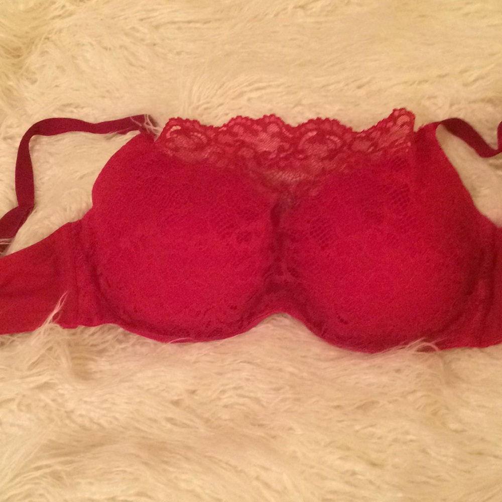 Red Lacey bra by Soma